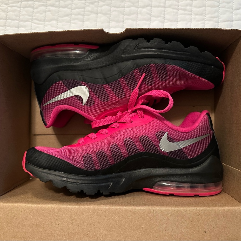 Nike Women's Hot Pink and Black Sneakers